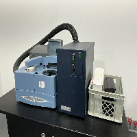 TA Instruments DSC Q2000 Differential Scanning Calorimeter image 0